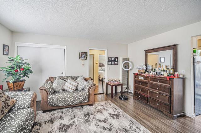 923 Delport Avenue, Santa Rosa CA: https://media.crmls.org/mediaz/a96ac313-d1e0-4091-ad7b-732bf25358fd.jpg