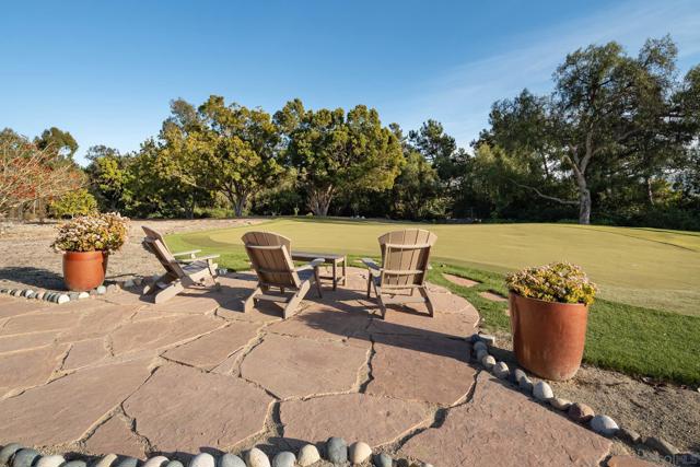 17535 Los Morros, Rancho Santa Fe CA: https://media.crmls.org/mediaz/a96b5146-b71a-48f5-8a67-f4f362e2442d.jpg