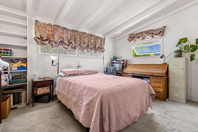 996 VIA VERDE, Del Rey Oaks CA: https://media.crmls.org/mediaz/a96cedf9-222f-404e-bc5e-ebcbef623b36.jpg