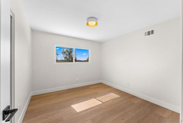 10315 Moselle St, San Diego CA: https://media.crmls.org/mediaz/a96dadfc-ba74-4ada-a271-fb91c8c52dc7.jpg