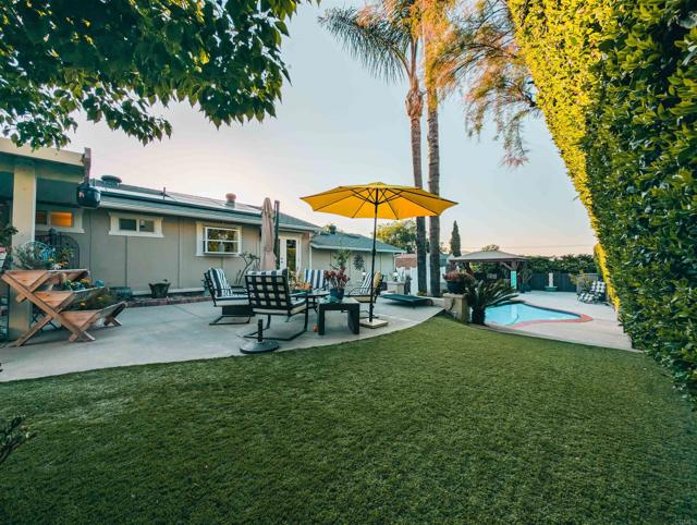 8635 La Butte Lane, Santee CA: https://media.crmls.org/mediaz/a96e35c1-a8da-4c6e-b14b-ea5cdc938e8b.jpg