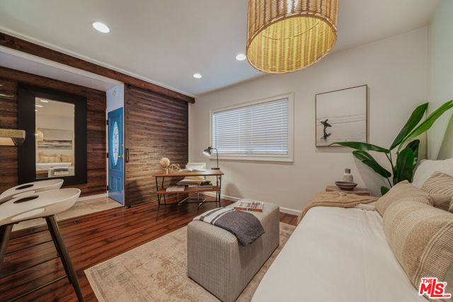 2444 4th Street, 7 photo 4