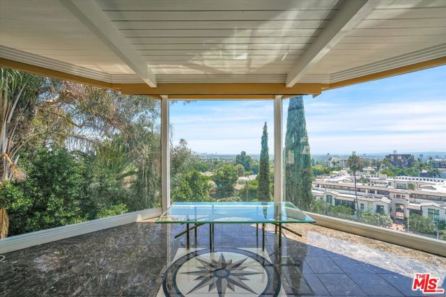 7942 Hillside Avenue, Los Angeles, California 90046, 5 Bedrooms Bedrooms, ,5 BathroomsBathrooms,Single Family Residence,For Sale,Hillside,24433131