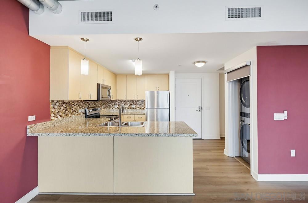 1080 Park Blvd - photo 16