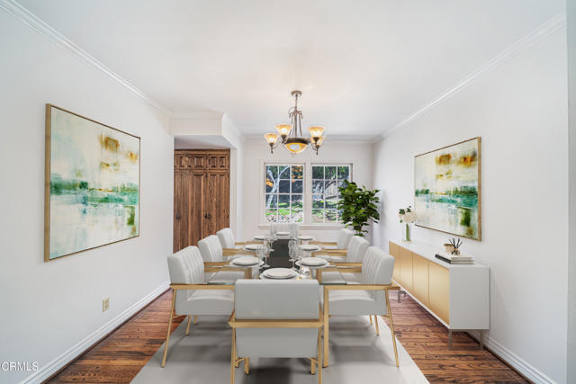 5028 El Adobe Lane, La Crescenta CA: https://media.crmls.org/mediaz/a970229b-8ed0-4eac-bfde-3b380557f7e7.jpg