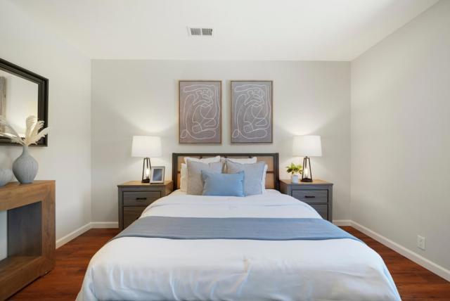 2238 Lincoln Street, East Palo Alto CA: https://media.crmls.org/mediaz/a970fecc-c980-4c7d-b3ad-671f1966b29b.jpg