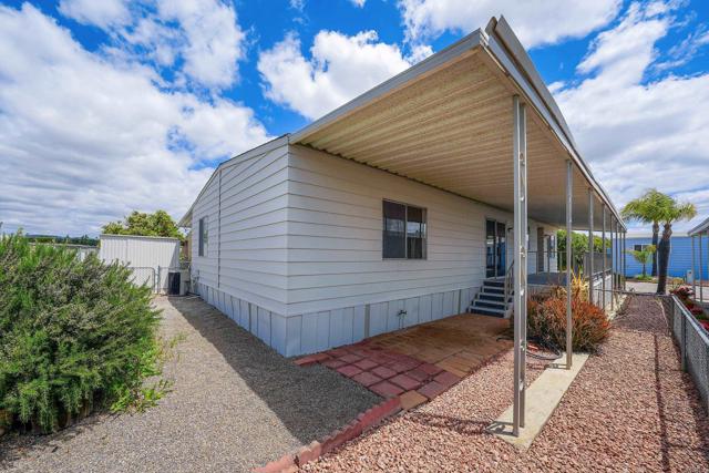 1212 H Street, Ramona CA: https://media.crmls.org/mediaz/a9716e4a-7391-41df-9417-394f5b22f71b.jpg