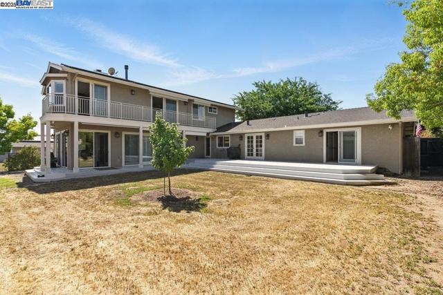 2680 Marina Ave., Livermore CA: https://media.crmls.org/mediaz/a971ecec-36cc-4466-be9f-c3a2f1dd02f1.jpg