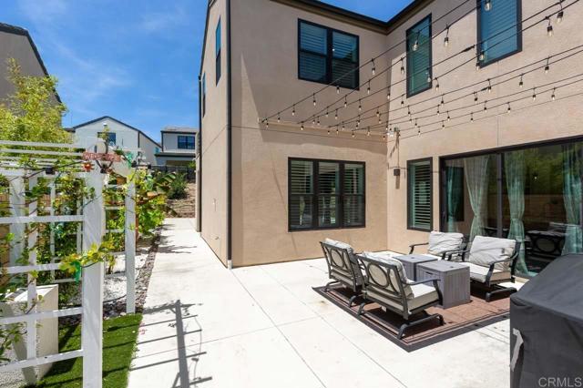 13720 Solana Crest Trl, Carmel Valley CA: https://media.crmls.org/mediaz/a97200da-a8b4-4b5d-9bc6-f802a4aed0f0.jpg
