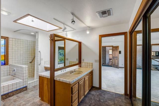 274 Corral De Tierra Road,  CA: https://media.crmls.org/mediaz/a97200e1-b8b6-4078-9f5b-1d779e66b1cc.jpg