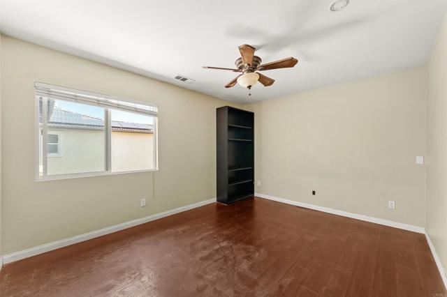 1049 Boulder, Oceanside CA: https://media.crmls.org/mediaz/a97210c0-f496-4c72-bbab-77febde77b78.jpg