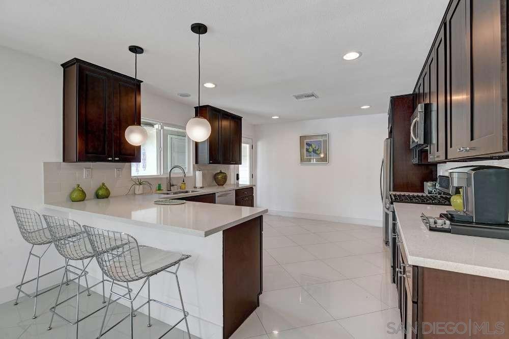 MLS #250045686SD image #13