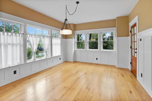 385 Miramar Drive, Half Moon Bay CA: https://media.crmls.org/mediaz/a972e0f6-9c90-442a-a44b-5a1fad2f4ae9.jpg