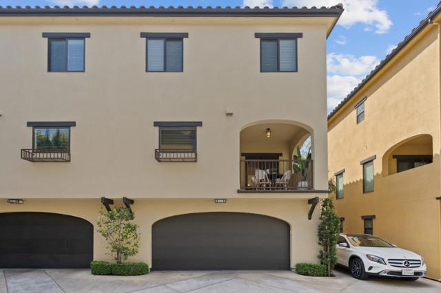 427 Willow Glen Way, San Jose CA: https://media.crmls.org/mediaz/a9731ccb-60ed-49ce-864b-6afb14850549.jpg