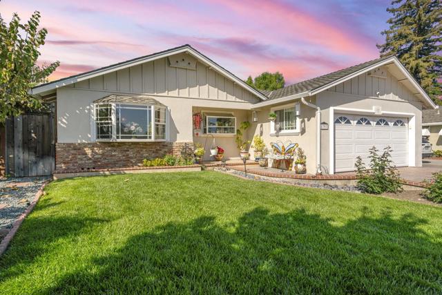 1797 W Campbell Avenue, Campbell CA: https://media.crmls.org/mediaz/a9744f02-58b3-4135-a0a2-dad4f4cd1d59.jpg