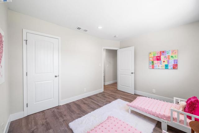 1244 Locust St, Livermore CA: https://media.crmls.org/mediaz/a974b3ba-1e41-432b-b6ba-1a229d4f144c.jpg