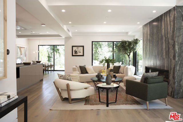 Image 3 of 44 For 3848 Vantage Avenue