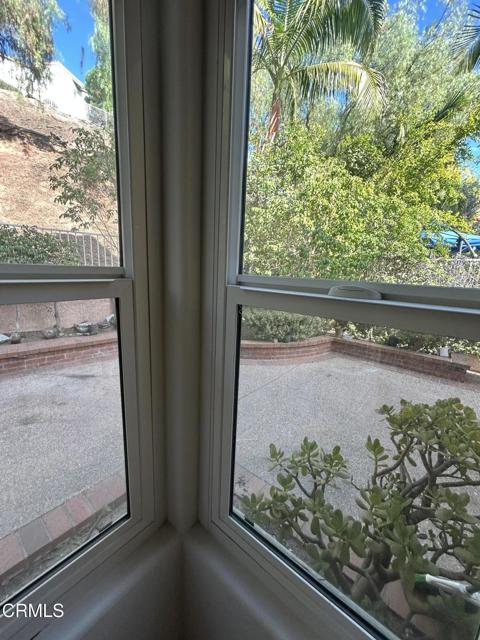 Detail Gallery Image 19 of 25 For 994 Calle Amable, Glendale,  CA 91208 - 4 Beds | 3 Baths