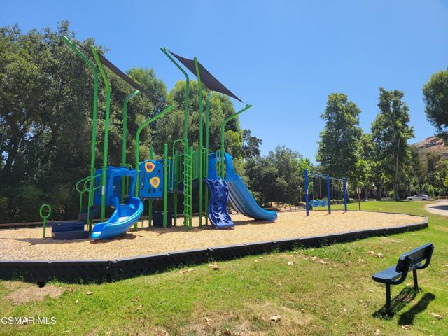 1641 Trafalgar Place, Westlake Village CA: https://media.crmls.org/mediaz/a976c639-32c2-4ea9-b52d-fef80b5756ac.jpg