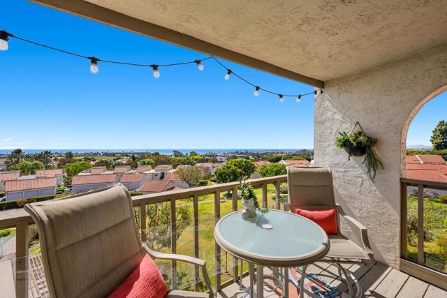 Detail Gallery Image 10 of 23 For 908 Caminito Madrigal #D,  Carlsbad,  CA 92011 - 2 Beds | 1/1 Baths