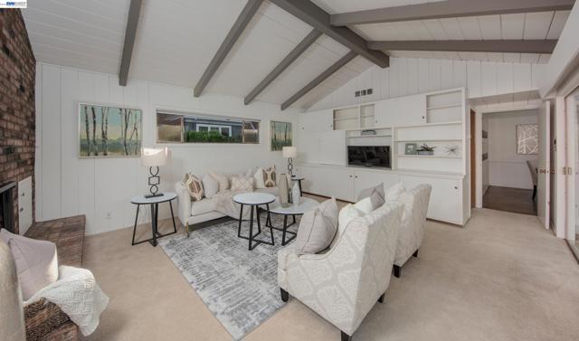 1785 Holly Ave, Menlo Park CA: https://media.crmls.org/mediaz/a97ae0d7-fe89-4ddd-bfff-eaa2ecf3d371.jpg