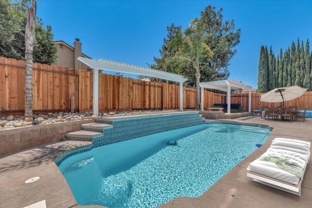 2161 Teakwood Court, Hollister CA: https://media.crmls.org/mediaz/a97b288f-9af3-44f7-abdf-6b56e4555e30.jpg
