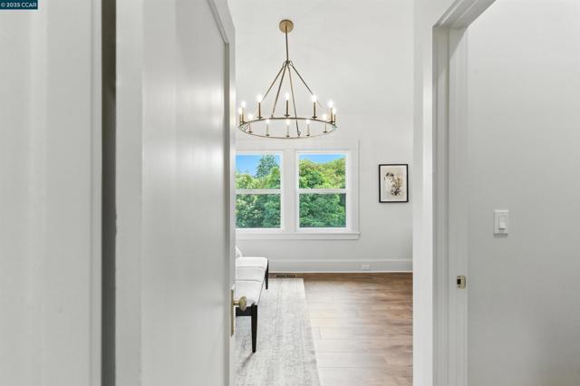 5020 Golden Gate Ave, Oakland CA: https://media.crmls.org/mediaz/a97b4b29-b09f-45cf-b760-4bc70ad47d15.jpg