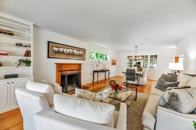 632 Saint Claire Drive, Palo Alto CA: https://media.crmls.org/mediaz/a97b5f96-c6c7-4006-b70b-78fe66a7a647.jpg