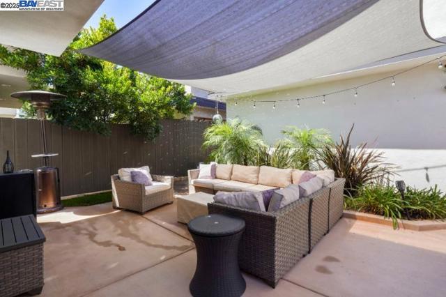 1122 Oliver Ave, San Diego CA: https://media.crmls.org/mediaz/a97cd6a1-35a4-4d5a-b960-a1e77024d9b6.jpg
