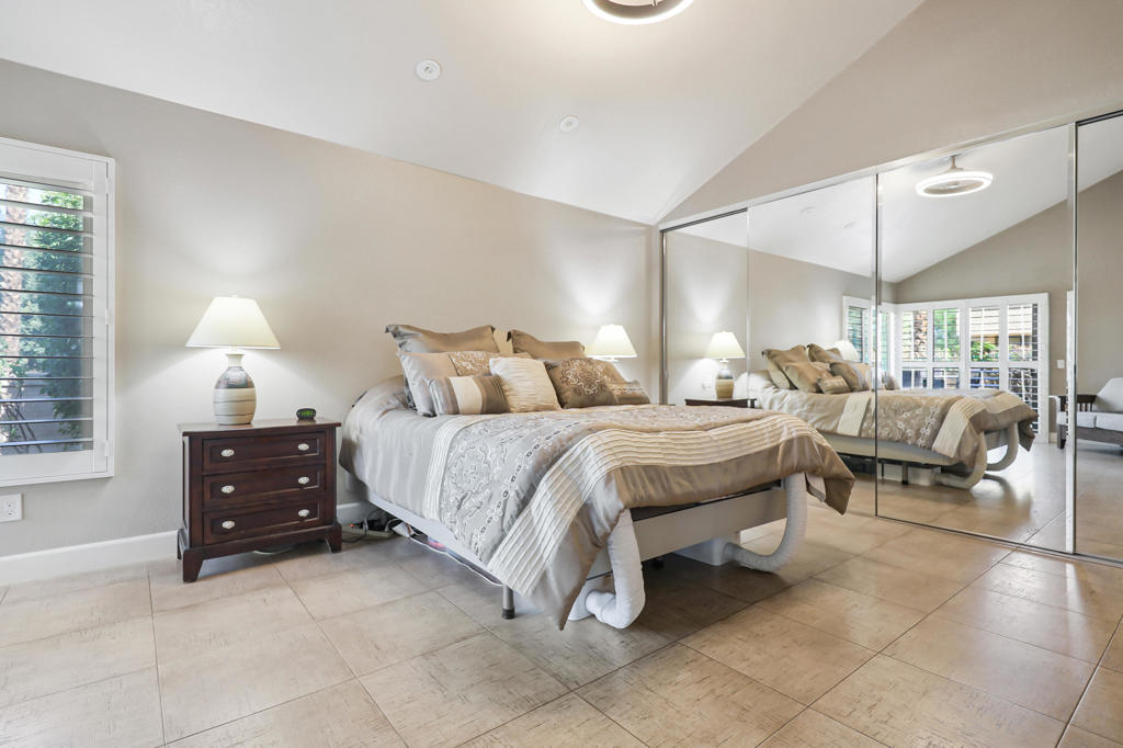 MLS #219135978DA image #10