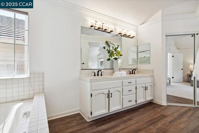 1666 Brush Creek Pl, Danville CA: https://media.crmls.org/mediaz/a97d8fe7-1521-423d-8fd9-38a0eb84c53a.jpg