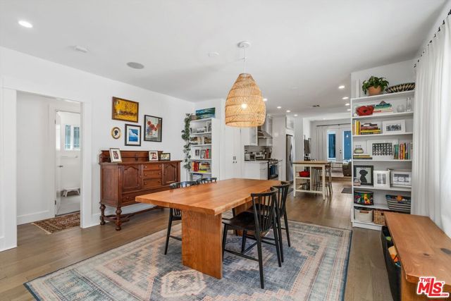 4139 Camero Avenue, Los Angeles CA: https://media.crmls.org/mediaz/a97da27d-0cd9-4403-b1f3-282d5dbb4135.jpg