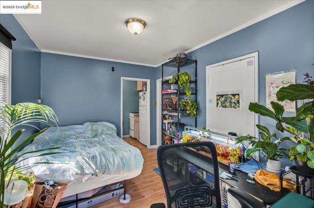 1827 Berkeley Way, Berkeley CA: https://media.crmls.org/mediaz/a97f1081-6f4a-4b83-87e5-df1f0bb1875e.jpg
