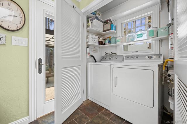 260 27Th St, Del Mar CA: https://media.crmls.org/mediaz/a97f25c9-01d5-4f3b-a99a-c0e5e883467c.jpg