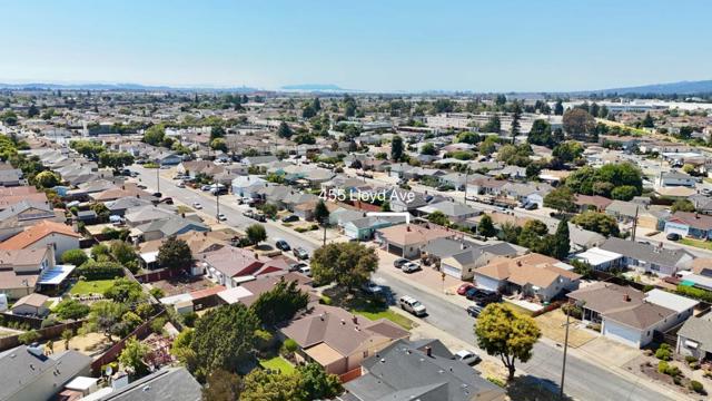 455 Lloyd Avenue, San Leandro CA: https://media.crmls.org/mediaz/a97f571b-ab7b-4c76-b7af-94a0aacc8044.jpg