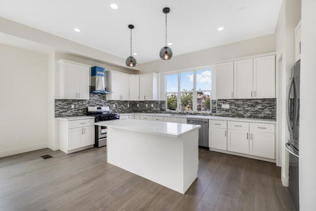 401 San Luis Avenue, Watsonville CA: https://media.crmls.org/mediaz/a97fbf43-5fa6-405d-93d6-ffdeeb47cf6d.jpg