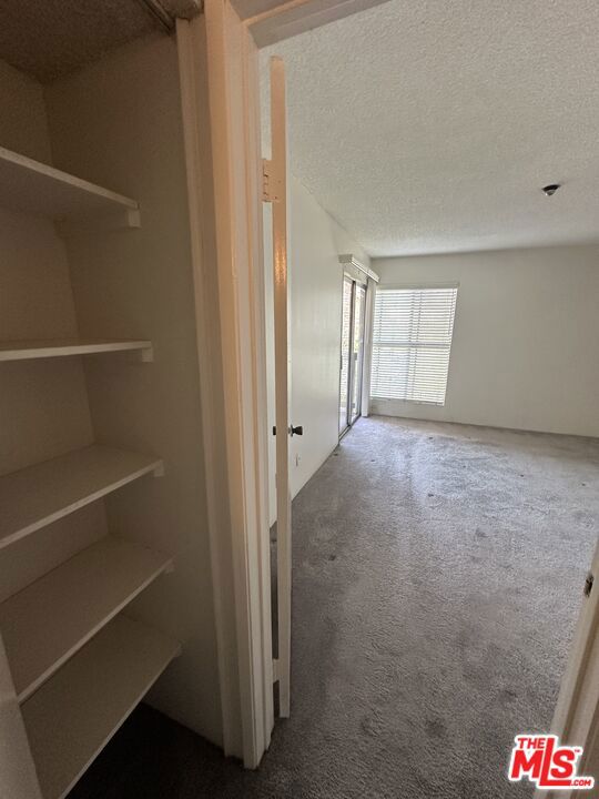 8316 Raintree Circle, Culver City CA: https://media.crmls.org/mediaz/a97fec60-108b-4923-9173-8cf1d26b366c.jpg