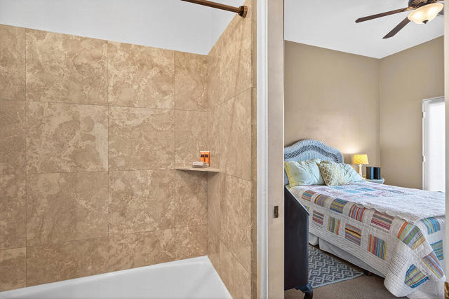 77500 Calle Chillon, La Quinta CA: https://media.crmls.org/mediaz/a9804d24-5f96-4a5e-a849-95bc19afc105.jpg