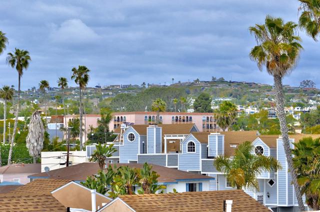 1929 Felspar, San Diego CA: https://media.crmls.org/mediaz/a9807dab-7a25-4b73-8ef3-04d8c02f9cf2.jpg