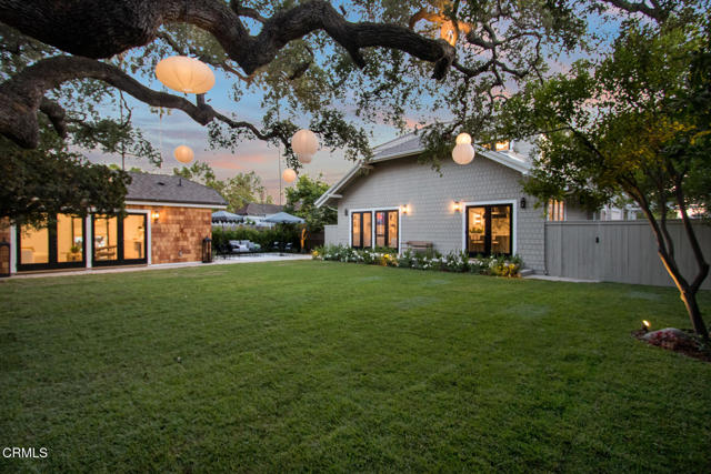 1036 S Madison Avenue, Pasadena CA: https://media.crmls.org/mediaz/a9809e12-f3d1-43ee-a06b-3afde8a561a7.jpg