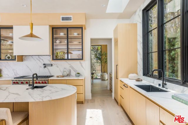 1749 Mandeville Lane, Los Angeles CA: https://media.crmls.org/mediaz/a980bbd5-623d-4ed3-98cc-cf7615e0adc7.jpg