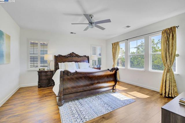 200 ARDEN CT, San Ramon CA: https://media.crmls.org/mediaz/a9812205-ce05-4395-a623-ac0bd4ed3740.jpg