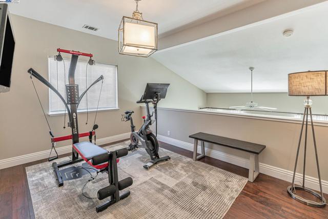 2460 Magnolia Way, Morgan Hill CA: https://media.crmls.org/mediaz/a98207a8-eb5a-4f21-a336-7e9efc7f93e1.jpg