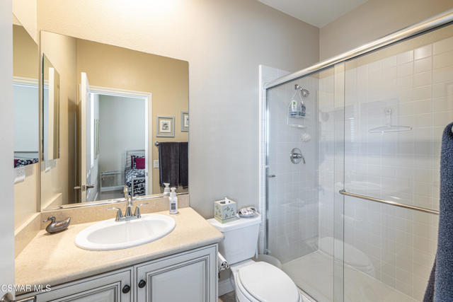 4024 Eagle Flight Drive, Simi Valley CA: https://media.crmls.org/mediaz/a9822079-9e76-4491-8d46-fe835d8f18d0.jpg