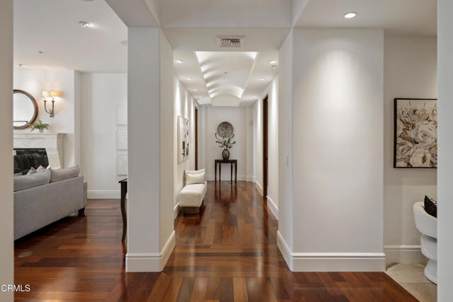 Detail Gallery Image 37 of 74 For 345 E Colorado Bld #302,  Pasadena,  CA 91101 - 3 Beds | 4/1 Baths