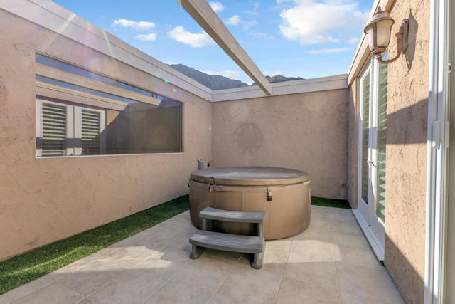 77690 Seminole Rd, Indian Wells CA: https://media.crmls.org/mediaz/a9837a71-248d-402f-aedc-2ee0ed6ae0a2.jpg