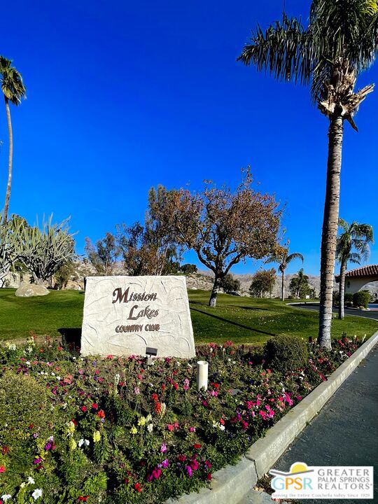 Image 25 of 30 For 64291 Spyglass Avenue 10