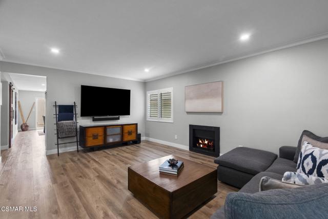 32140 Watergate Road, Westlake Village CA: https://media.crmls.org/mediaz/a983c52a-d6a8-499f-8b42-58b95b8a2a3b.jpg