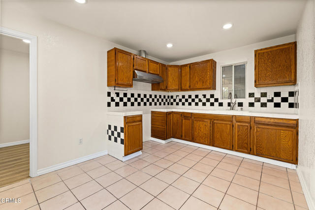 259 Acacia Street, Altadena CA: https://media.crmls.org/mediaz/a9842597-a9bc-4778-ba57-80313b4ea11a.jpg