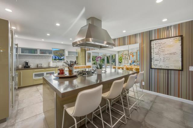 5337 E Lakeside Drive, Palm Springs CA: https://media.crmls.org/mediaz/a985a96e-f696-48b9-94f7-520c029f9624.jpg